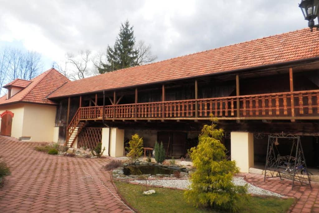 Zamecek Zdiky - Moderni Maly Apartman Bujanov Extérieur photo