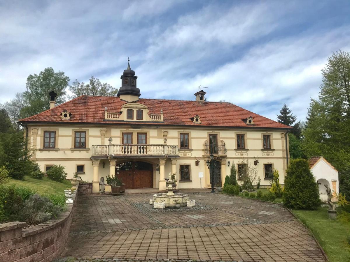 Zamecek Zdiky - Moderni Maly Apartman Bujanov Extérieur photo
