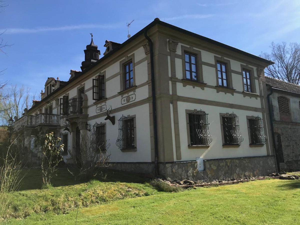 Zamecek Zdiky - Moderni Maly Apartman Bujanov Extérieur photo