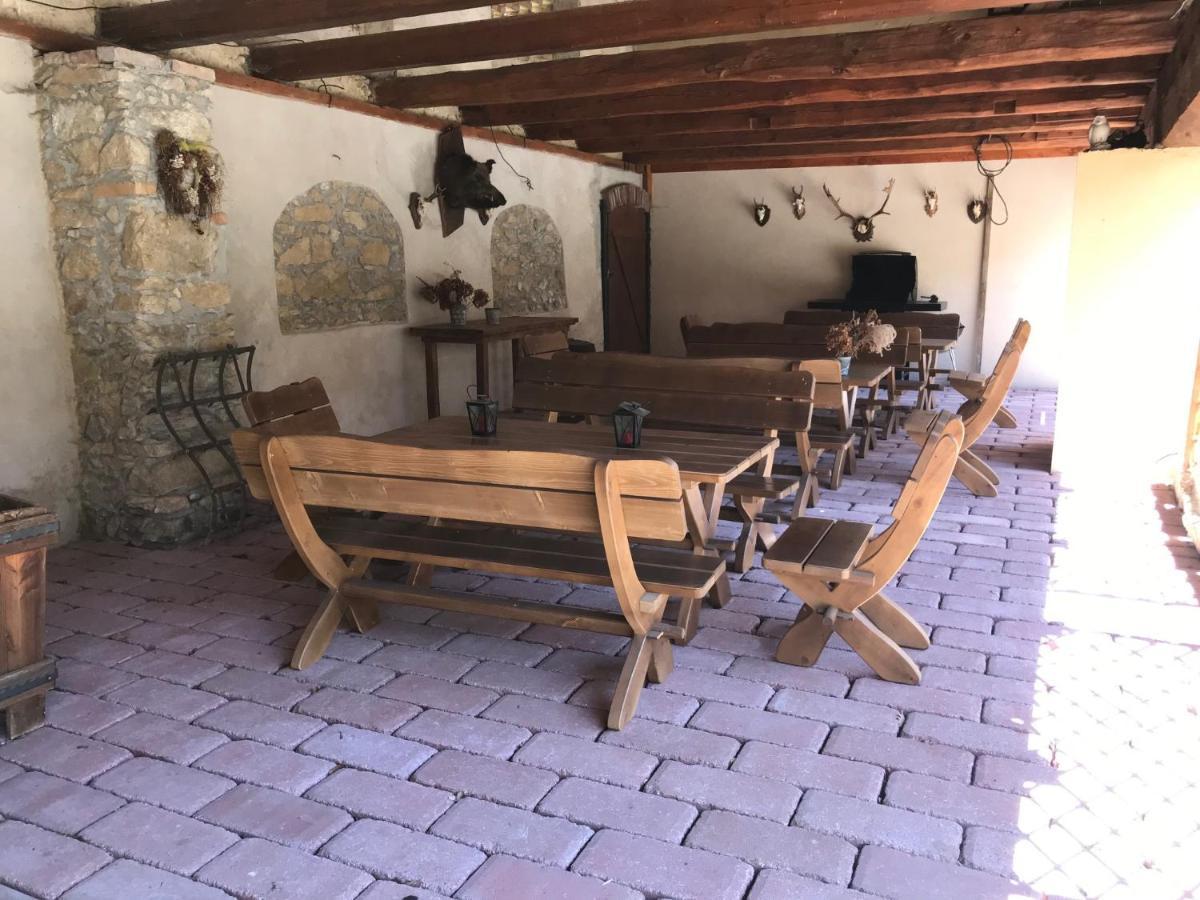 Zamecek Zdiky - Moderni Maly Apartman Bujanov Extérieur photo