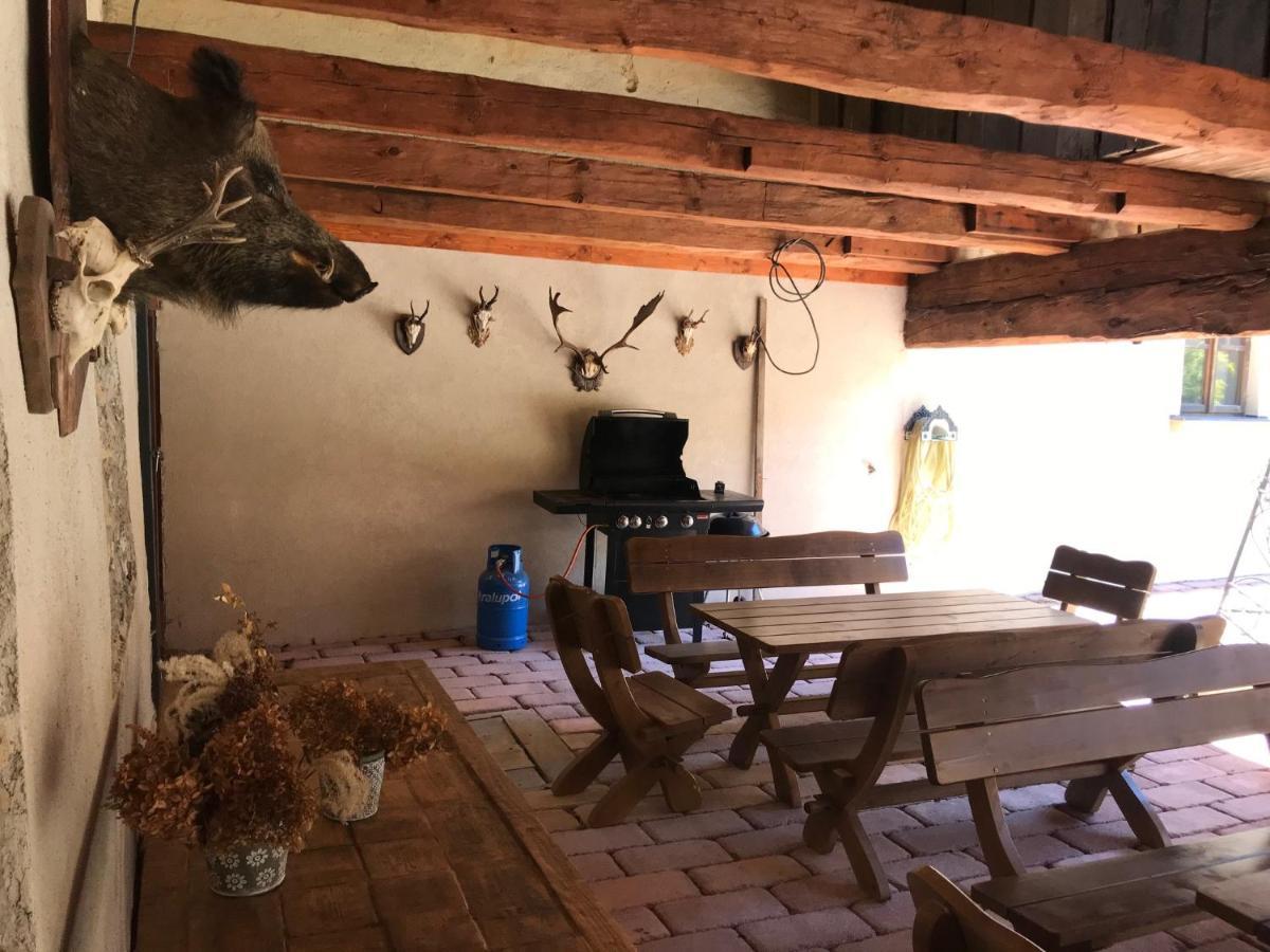 Zamecek Zdiky - Moderni Maly Apartman Bujanov Extérieur photo